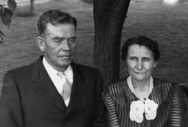 Melvin and Nora Dollins Melvin and Nora Dollins